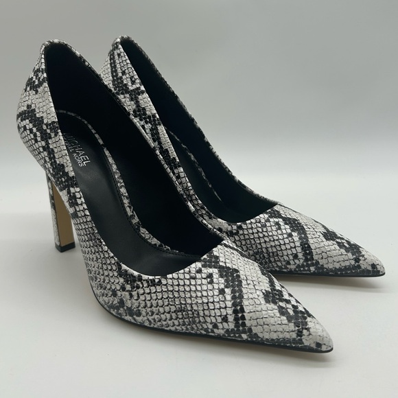 Michael Kors Amara Snake Embossed Leather Pumps Grey Size 7M NWB - Picture 4 of 10